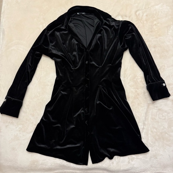 Zara Dresses & Skirts - Zara Black Velvet Suit Dress Small